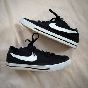 Nike Black and White Sneakers